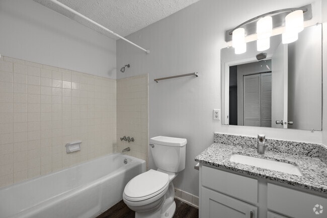 Cultivate - 2BR, 2BA - Second Bathroom