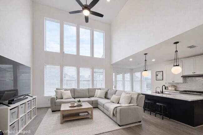 Photo - 31426 Warm Kindling Wy