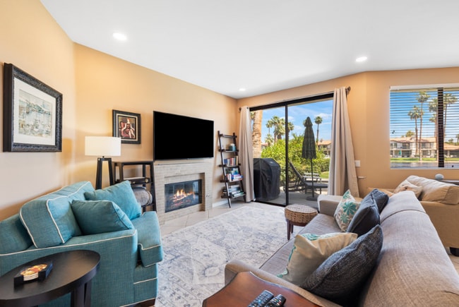 Photo - 55108 Firestone