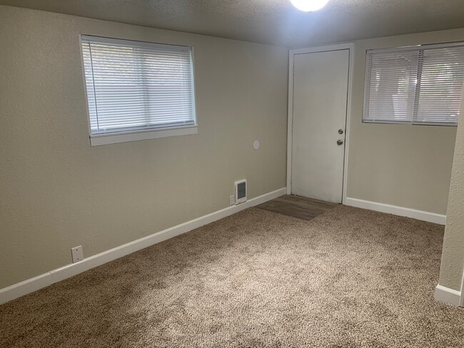 Photo - 1311 S 3rd Ave