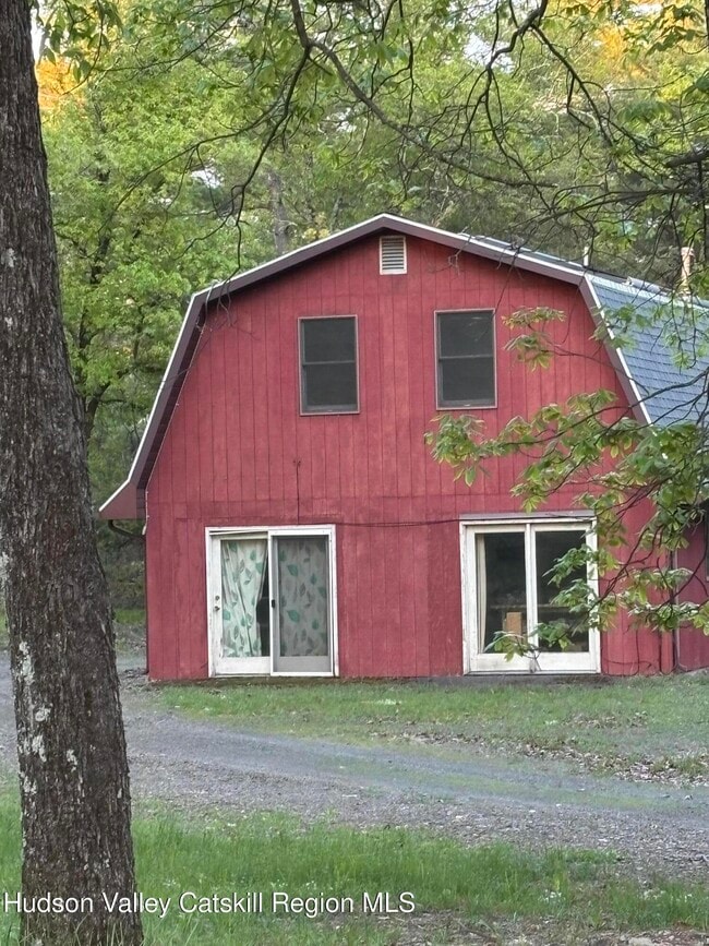 Photo - 150 Baker Rd