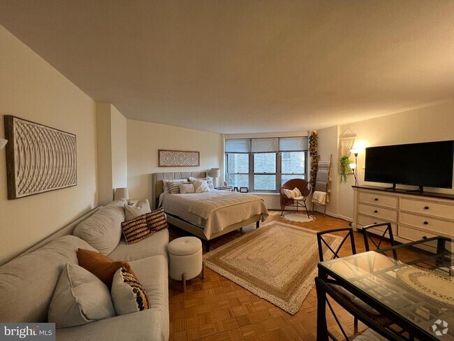 Building Photo - 224-30 W Rittenhouse Square Unit 2304