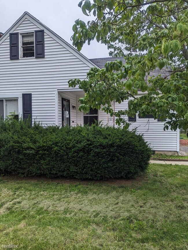 4 br, 2 bath House 4010 Merrimac Ave Rental House Rental in Dayton