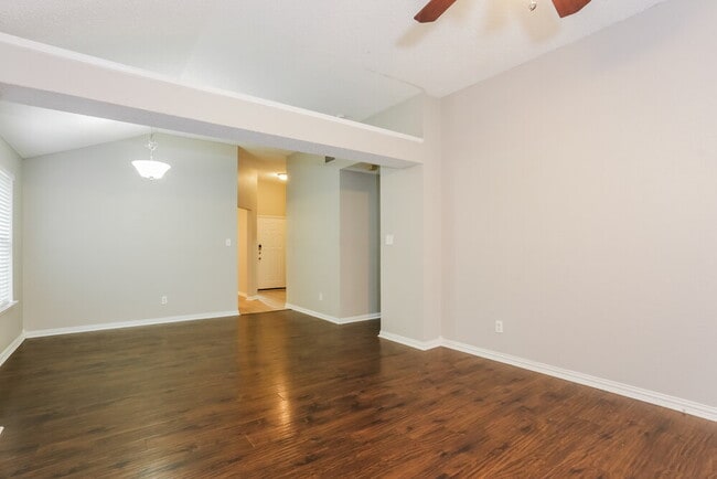 Photo - 8060 Cannonwood Dr