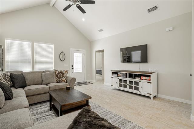 Photo - 114 Sierra Madre St