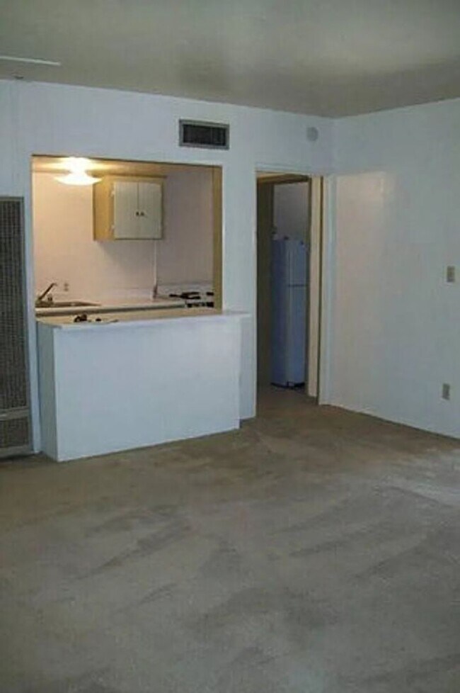 Photo - 1214 S Roosevelt St Unit Back