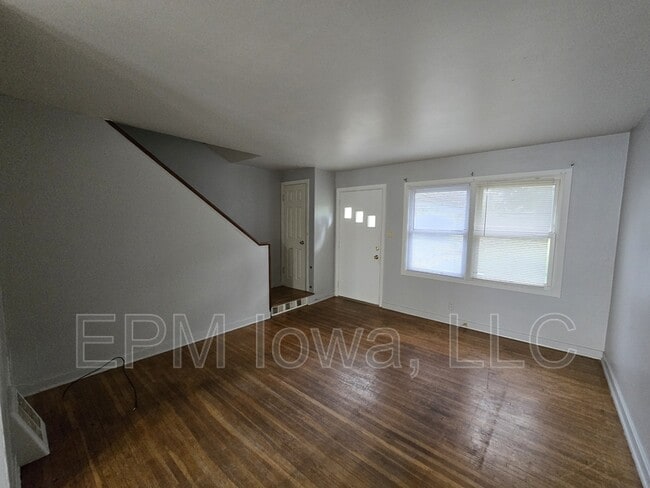 Photo - 247 Madison St