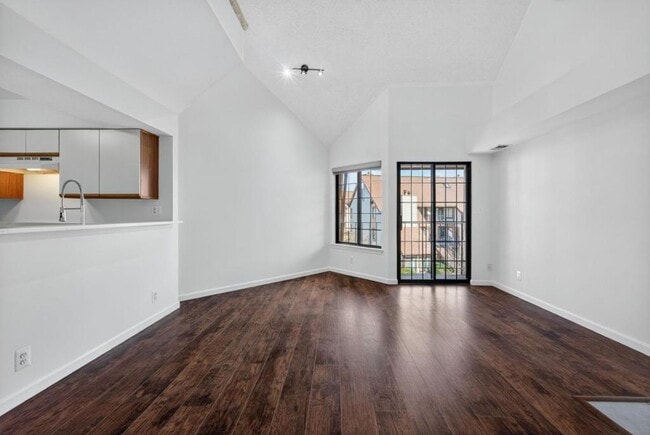 Photo - 6017 Curtier Dr Unidad F