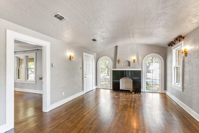 Photo - Fort Worth Gem Just Two Doors from TCU