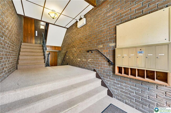 Photo - 1575 Creekside Rd Unit A2