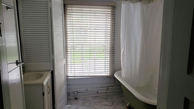 Photo - 2 Br 1 BA Cottage