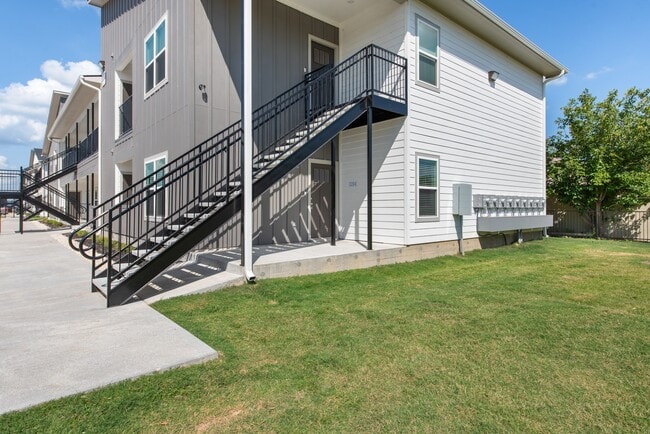 Photo - 1326 Prairie Dr