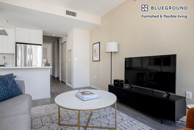 8 E Huron St Unit SI FL9-ID972