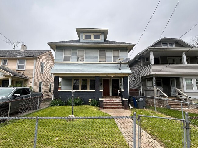 Building Photo - 1738 Milburn Ave Unit Lower