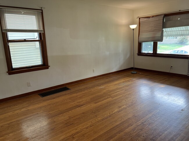 Photo - 7137 McCook Ave