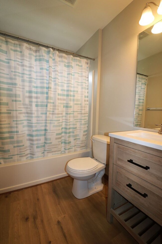 Photo - 412/414 Brookmont Drive Apartamento Unidad 412 Brookmont Drive