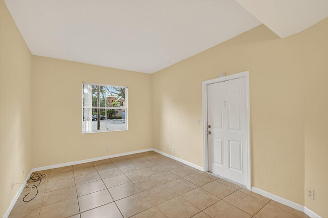 Photo - 2947 Hope Valley St Unit 205