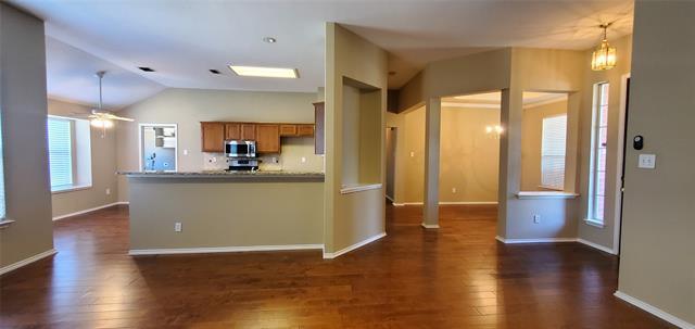 Photo - 10901 Camelot Dr