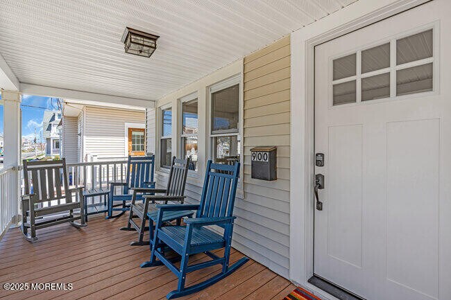 Photo - 900 A St
