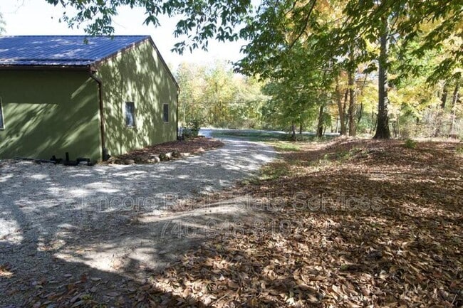 Photo - 9526 Watkins Rd SW