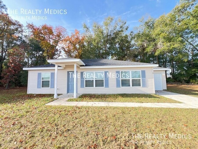 Photo - 6 Juniper Way