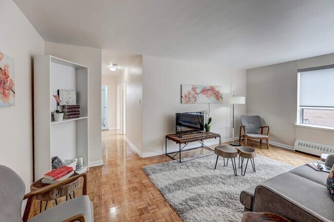 Photo - 1555 Birchmount Rd