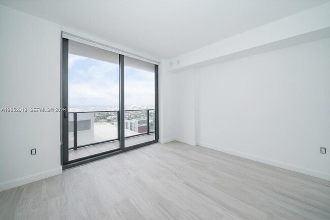 Photo - 55 SW 9th St Unit 3207