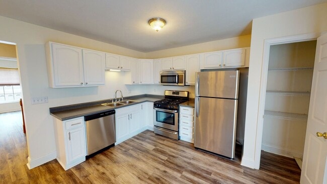 Photo - 2 Bed 1.5 Bath Townhome For Rent in Monaca PA