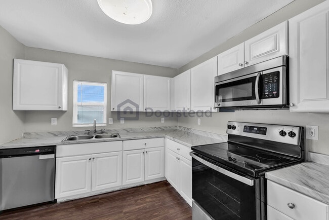 Photo - 2735 Purington Ave Unit Apt 20