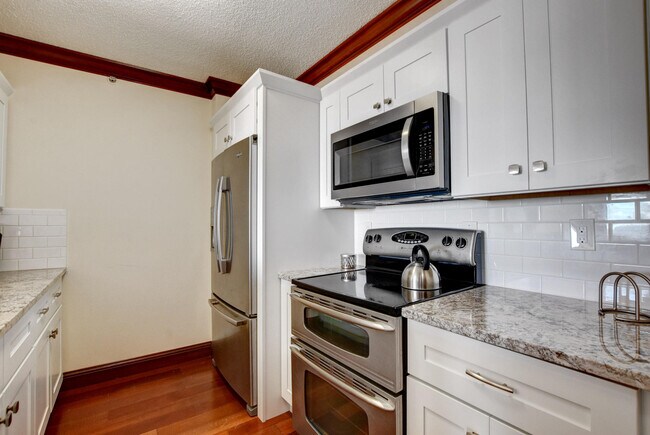Photo - 651 Okeechobee Blvd Unit 905