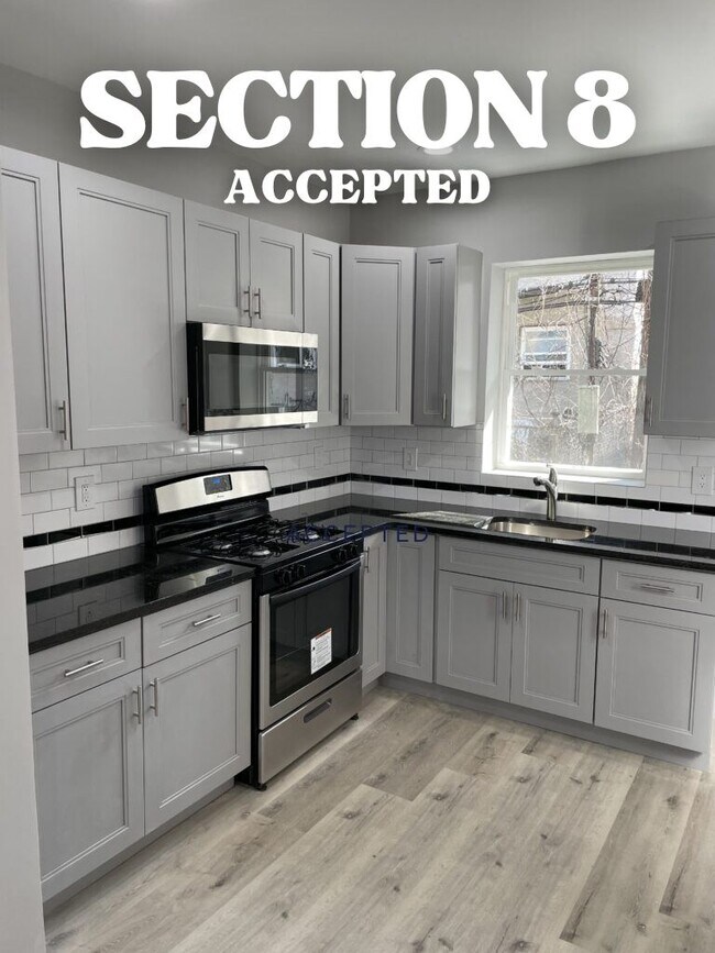 Photo - 35 N Conestoga St