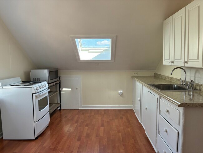 Photo - 119 Lake Shore Dr