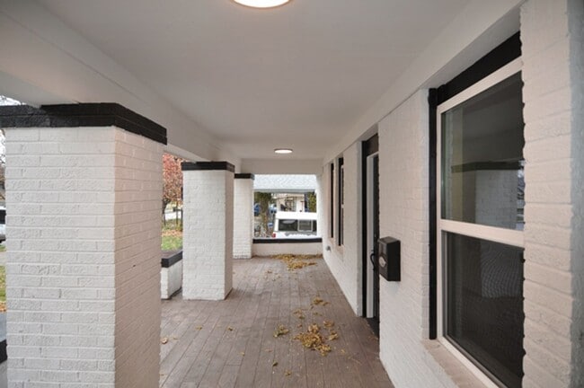 Photo - AVAILABLE NOW - Charming Fort Worth 4BR Home with Covered Porch, Private Deck & Spacious Layout N...