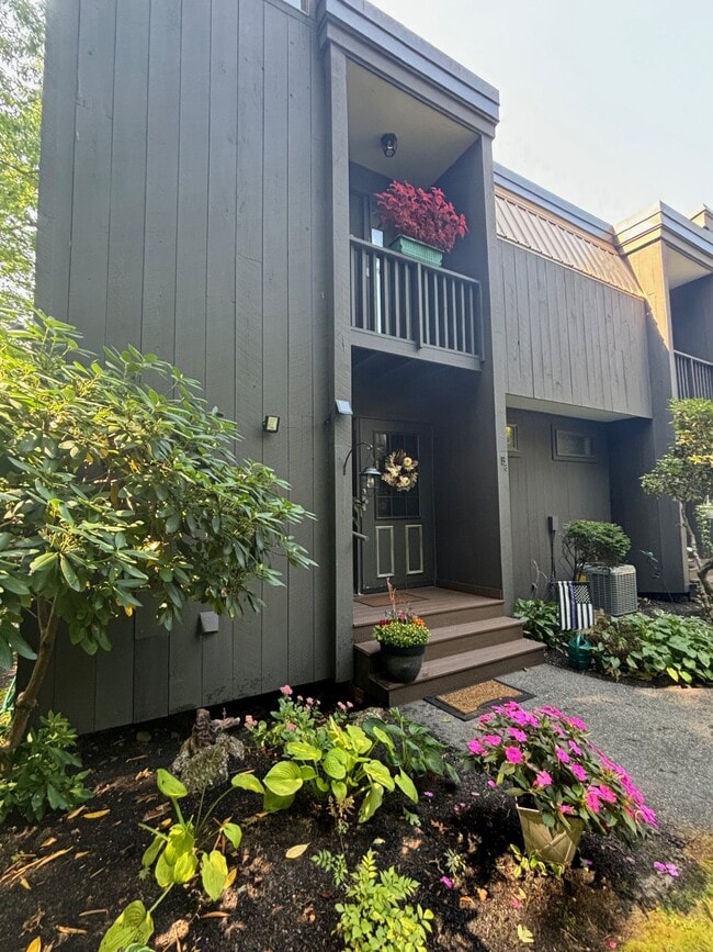Building Photo - 833 Weirs Blvd Rental
