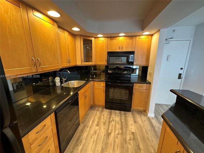 Photo - 200 SE 15th Rd Unit 15H