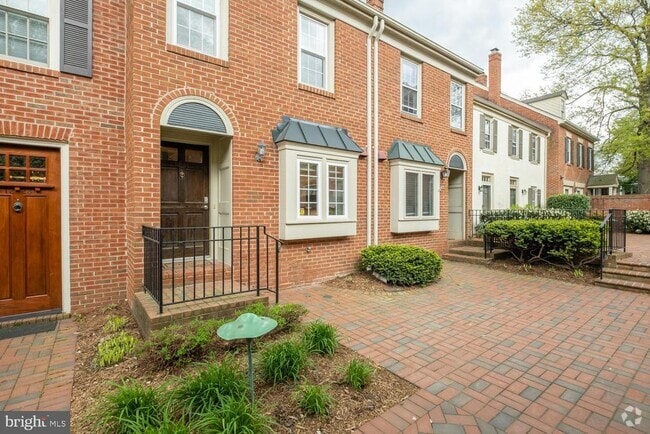 Building Photo - 1221 Portner Rd Rental