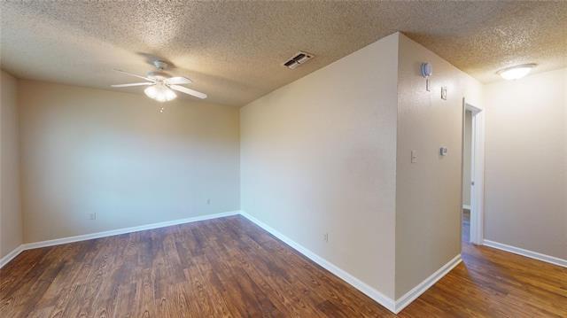 Photo - 218 Renfro St