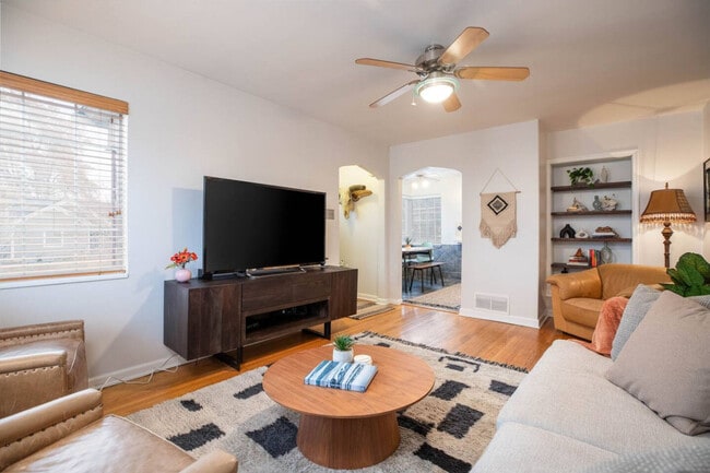 Photo - 1636 Parkway Ave Unit SI ID1597575P