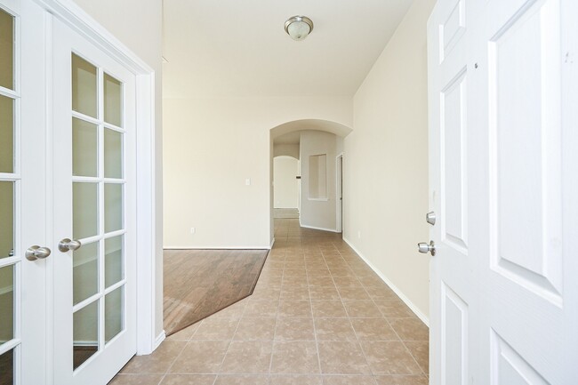 Photo - 2119 Mateo Park Dr