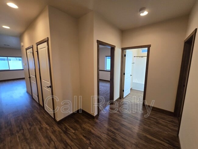 Photo - 4414 E Fairview Ave