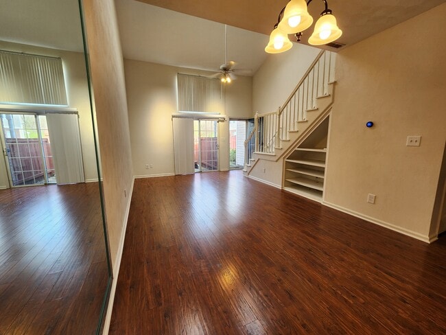 Photo - 1204 Loose Strife Pl