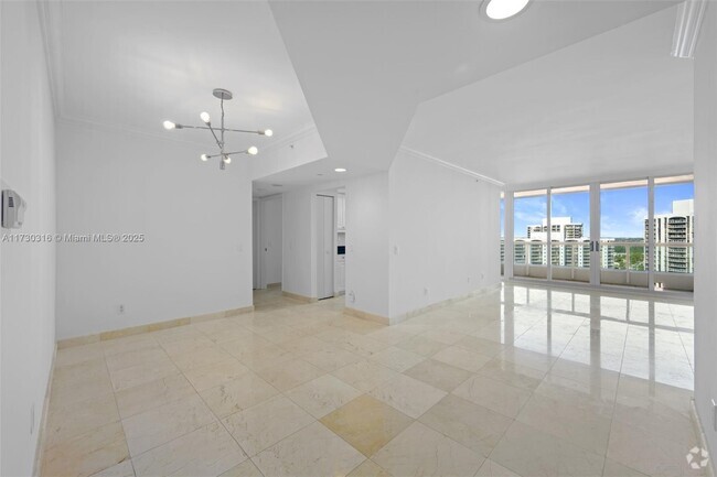 Building Photo - 21055 Yacht Club Dr Unit 1707 Rental