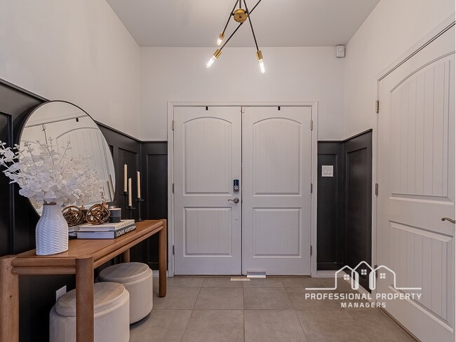 Photo - “Modern 4-Bedroom, 2-Bathroom Solar Home in El Rancho”