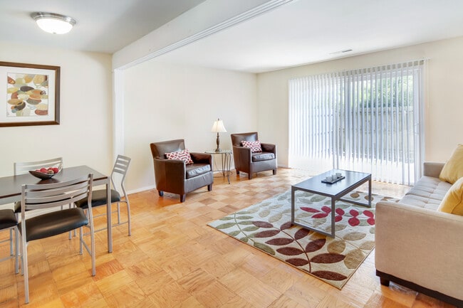 Photo - Old Bridge Apartments