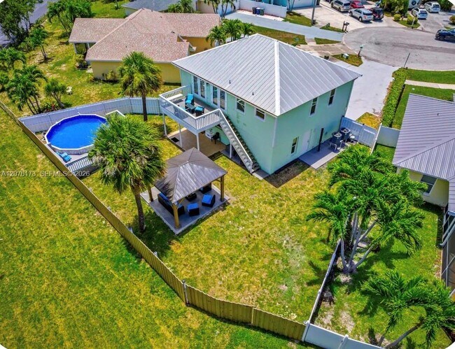 Photo - 1261 Bonefish Ct