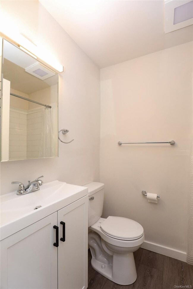 Photo - 669 Broadway Unit 6