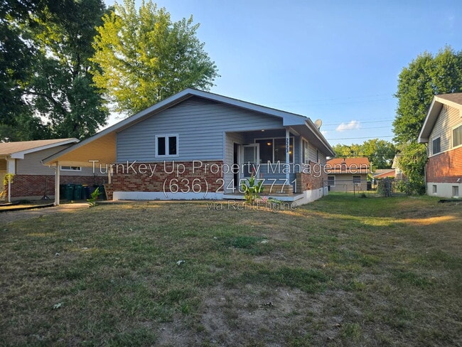 2223 Lovett Dr