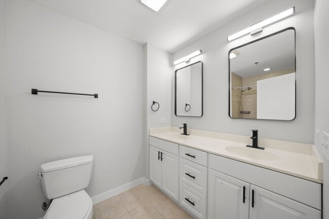 Photo - 2 S Leavitt St Unit 212