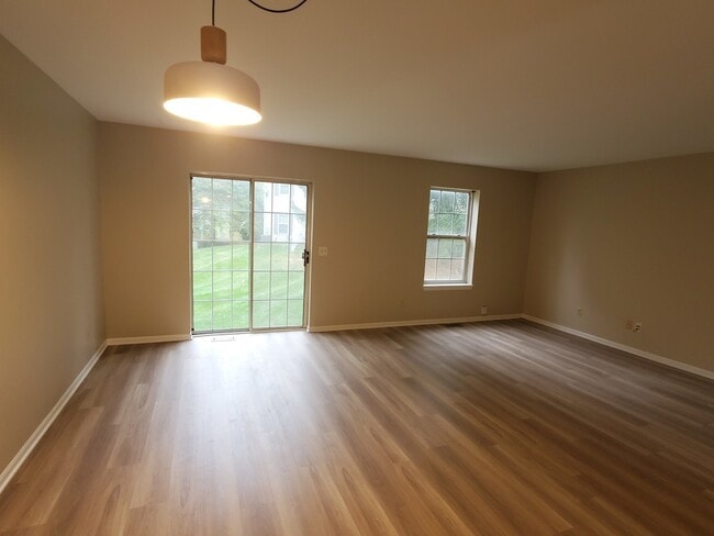 Photo - 1355 Dunham Ct