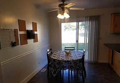 Photo - 814 2050 W St